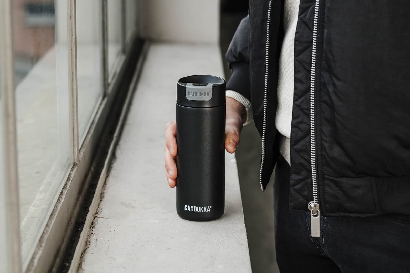 Kambukka kubek termiczny Olympus Matte Black, 500ml - obrazek 7